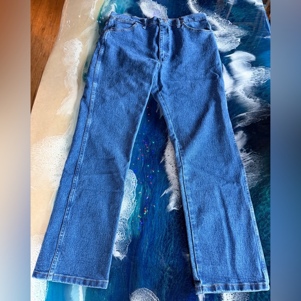 SALE! BUY or BUNDLE Mens Blue Denim Wrangler Jeans Size 36X32